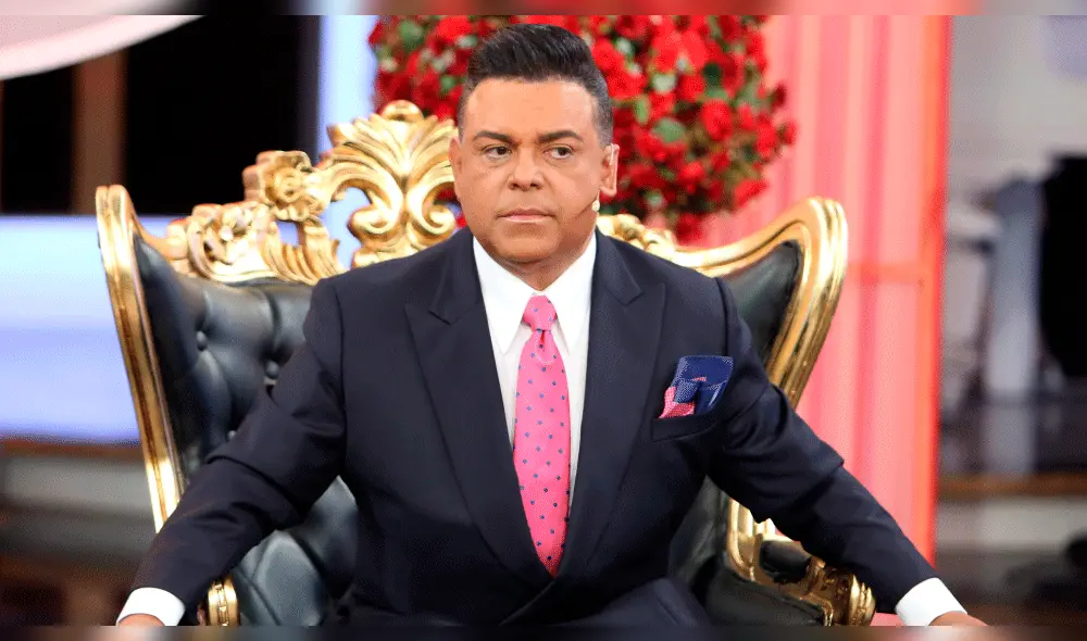 Critican a Andrés Hurtado por exponer a estudiantes de Telesup en su programa de TV