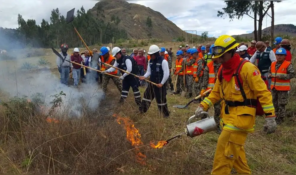 Cajamarca: capacitan a nuevos brigadistas para atención de incendios forestales 