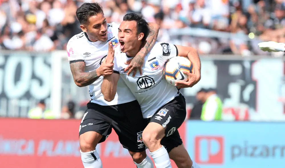 Colo Colo logró remontar el marcador y acrecentó la agonía de la Universidad de Chile en la Primera de División de Chile. | Foto: EFE Colo Colo logró remontar el marcador y acrecentó la agonía de la Universidad de Chile en la Primera de División de Chile. | Foto: EFE