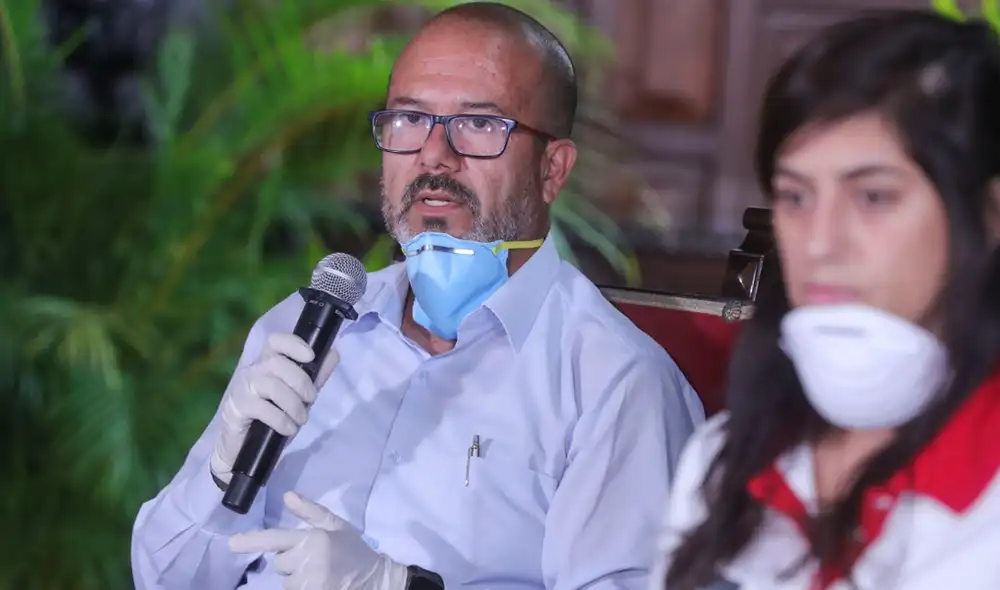 Exministro Víctor Zamora es hincha confeso de Universitario de Deportes. | Foto: Andina