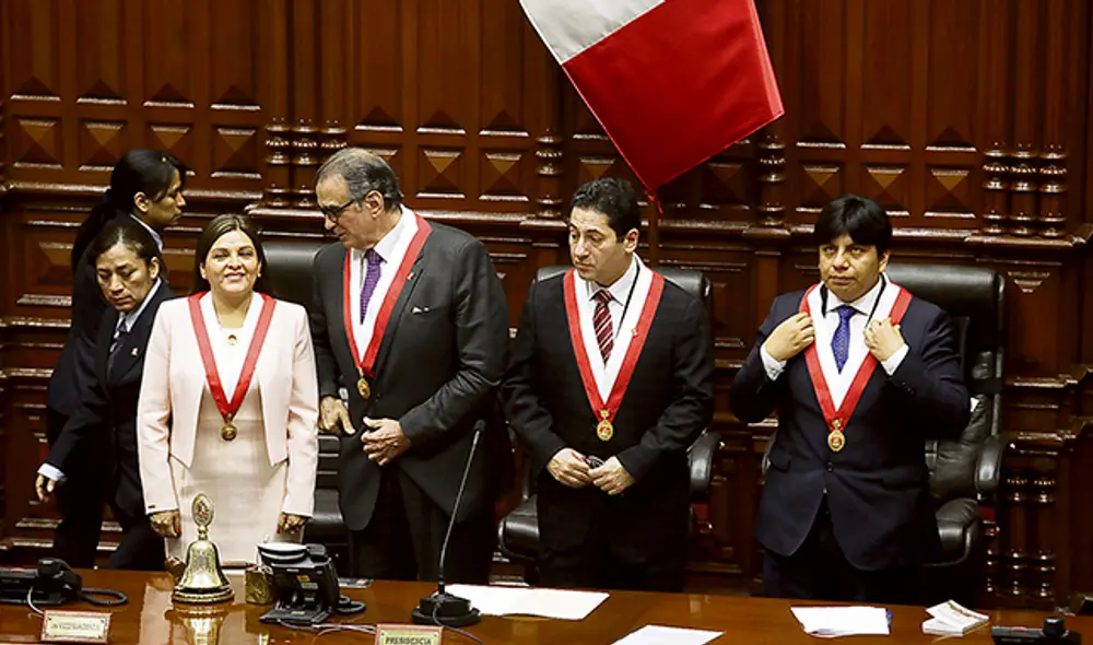 Encrucijada. Pedro Olaechea, durante su mandato en la Mesa Directiva, jugó en pared con Fuerza Popular y el APRA. (Foto: J. Cerdán)