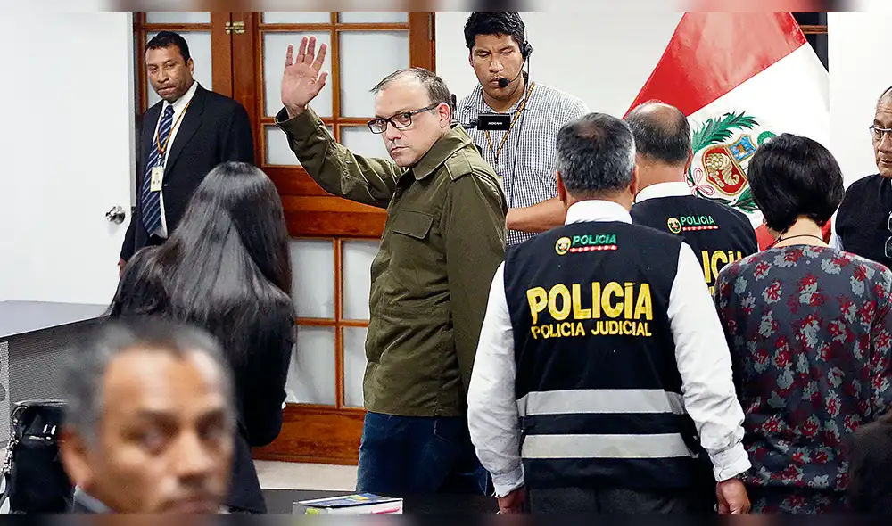 Ordenan prisión preventiva para asesores de Keiko Fujimori