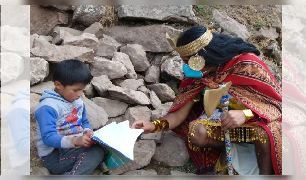 Cusco. Profesor Juan Ebert Quispe enseña con paciencia y en idioma quechua.