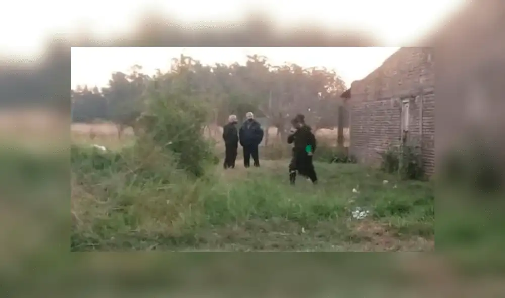 Los restos de la joven fueron hallados en un terreno baldío. Foto: Diario Uno de Santa Fe. Los restos de la joven fueron hallados en un terreno baldío. Foto: Diario Uno de Santa Fe.