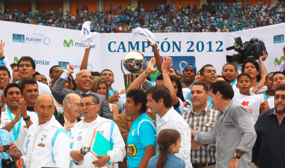 Sporting Cristal anuncia a Roberto Mosquera como su nuevo entrenador. (Foto: Archivo) Sporting Cristal anuncia a Roberto Mosquera como su nuevo entrenador. (Foto: Archivo)