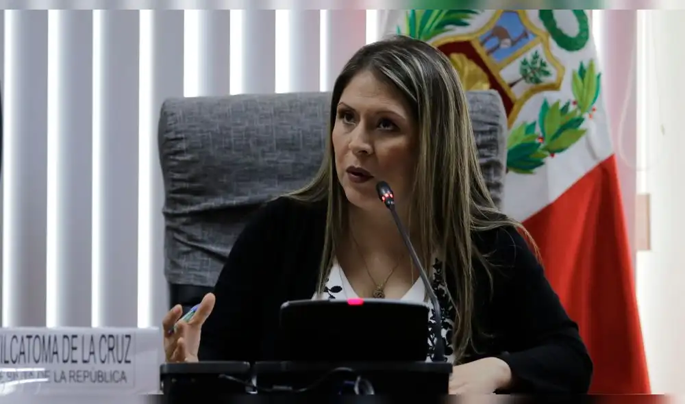 "Continúa la persecución política, quieren acabar con mi vida?, escribió en su Twitter, Vilcatoma. Foto: La República. "Continúa la persecución política, quieren acabar con mi vida?, escribió en su Twitter, Vilcatoma. Foto: La República.