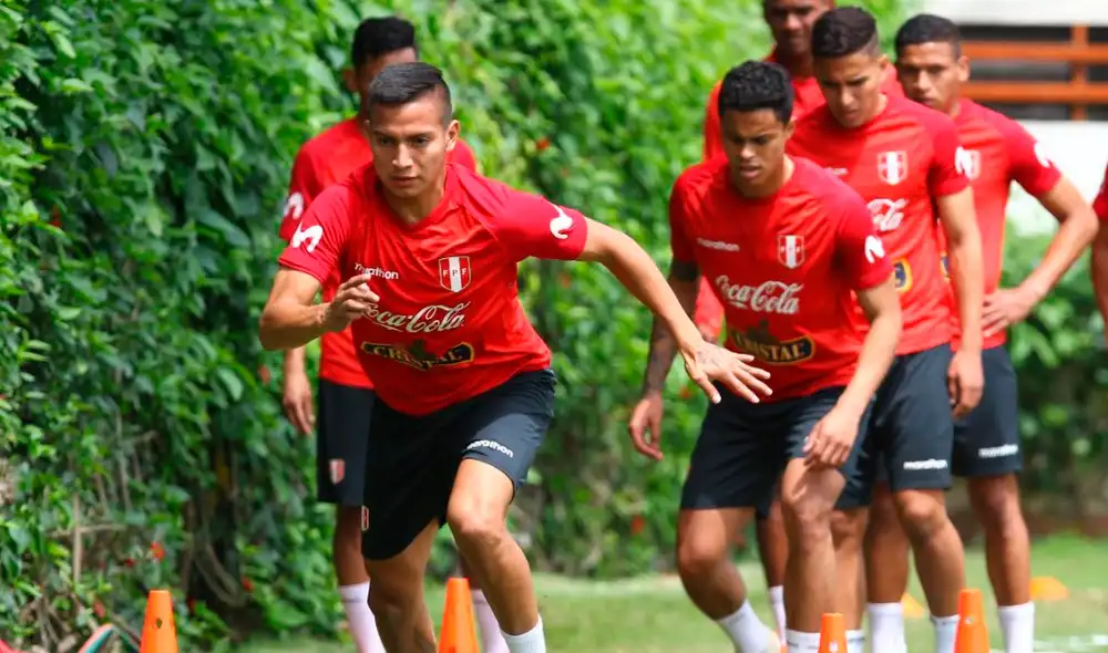 Universitairo vs Cristal