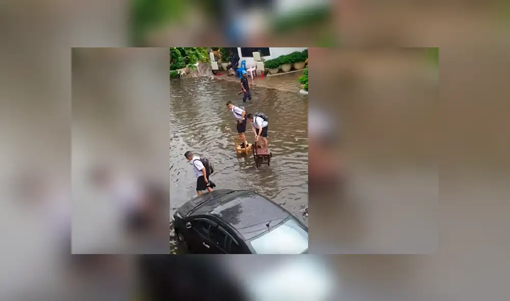 YouTube viral: Escolares usan ingeniosa maniobra para cruzar aniego y causan furor en redes [VIDEO]