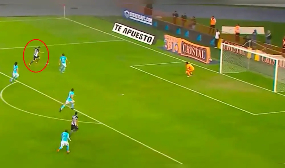 Sporting Cristal vs Alianza Lima: error en salida de Cazulo terminó en el 2-0 de Mario Velarde [VIDEO]
