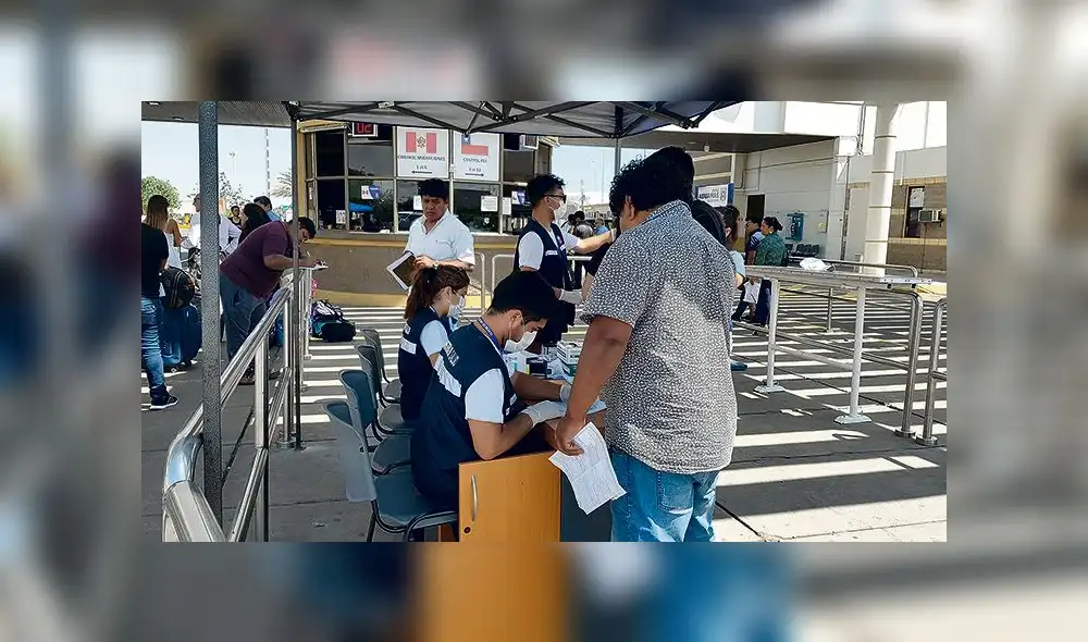 Chile. En lado chileno el control de ingreso de visitantes es estricto, mientras que en el lado peruano solo se hace recomendaciones.