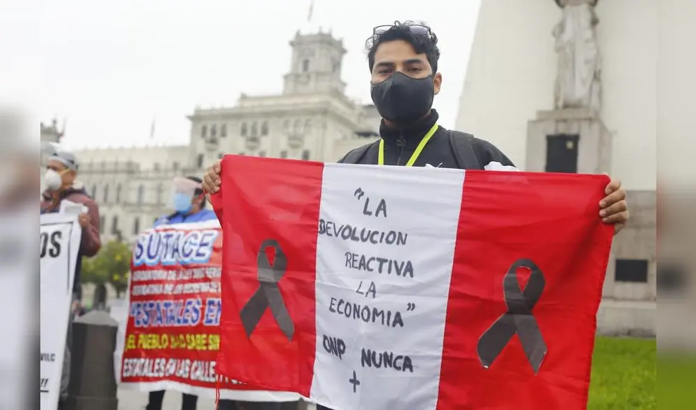 Manifestantes se congregaron en el Centro de Lima. Foto: Félix Contreras Manifestantes se congregaron en el Centro de Lima. Foto: Félix Contreras