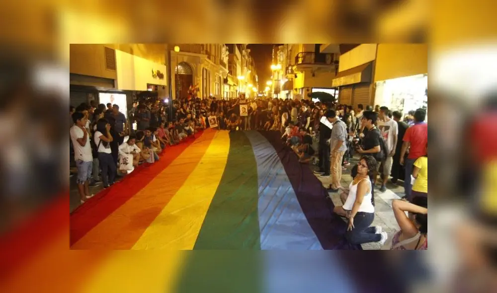 "La violencia sistémica que vivimos tiene una contraparte bastante visible en la salud mental que nos hace perder espacios y oportunidades", cuenta Alexandra Hernández, directora de Más Igualdad. "La violencia sistémica que vivimos tiene una contraparte bastante visible en la salud mental que nos hace perder espacios y oportunidades", cuenta Alexandra Hernández, directora de Más Igualdad.