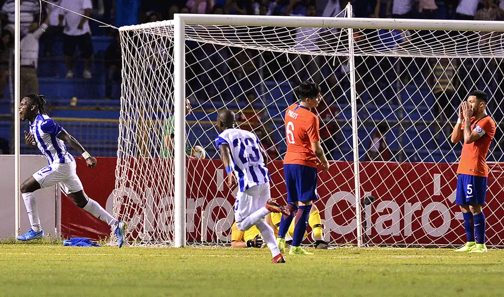 En Chile calificaron de "equipo mediocre" a la selección de Honduras, que venció a la Roja en un partido amistoso. | Foto: AFP En Chile calificaron de "equipo mediocre" a la selección de Honduras, que venció a la Roja en un partido amistoso. | Foto: AFP