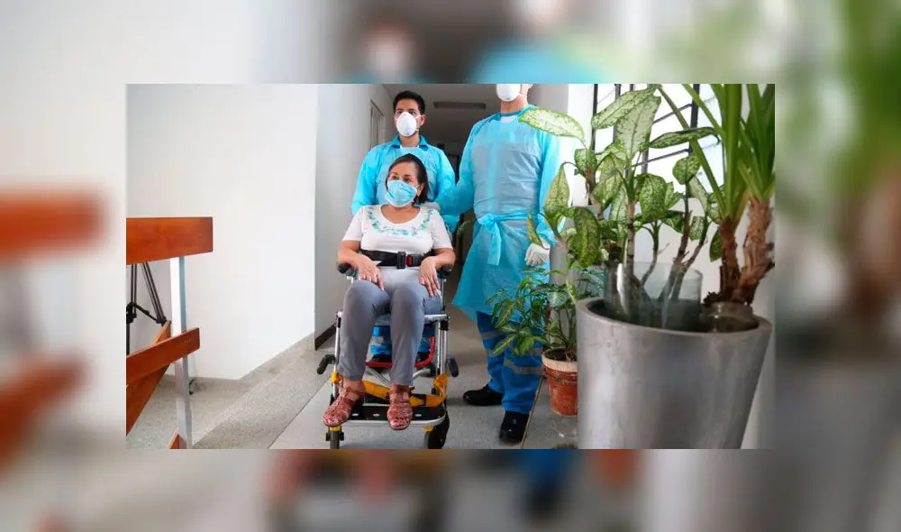 Coronavirus: 4 médicos atienden a primer paciente con COVID-2019