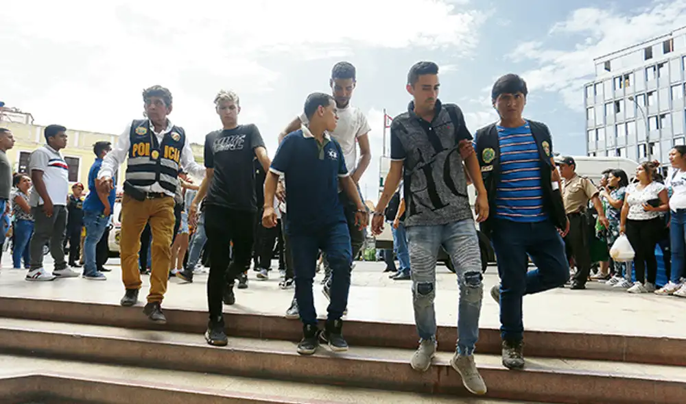 Los detenidos han alegando inocencia. Entre ellos, según la Policía, estarían los asesinos de un empresario atacado en un restaurante de Lince. Foto: Flavio Matos.
