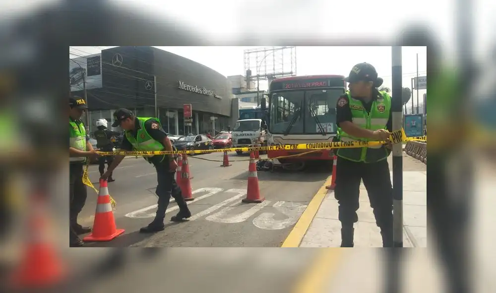 El conductor fue trasladado a la comisaría de Santa Felicia para las diligencias correspondientes.