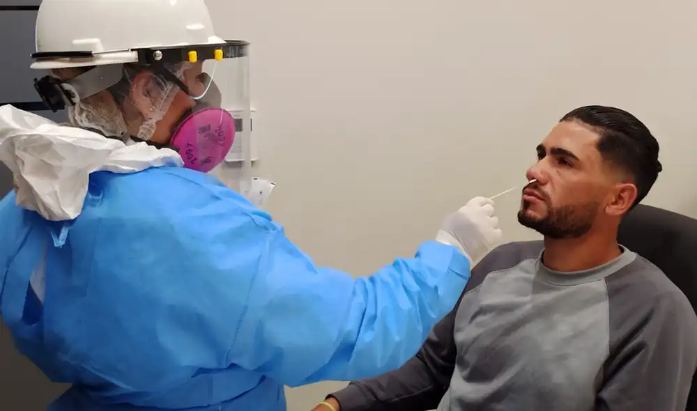 Jonathan Dos Santos, Luis Urruti y Federico Alonso pasaron las pruebas moleculares este sábado. Foto: Universitario.