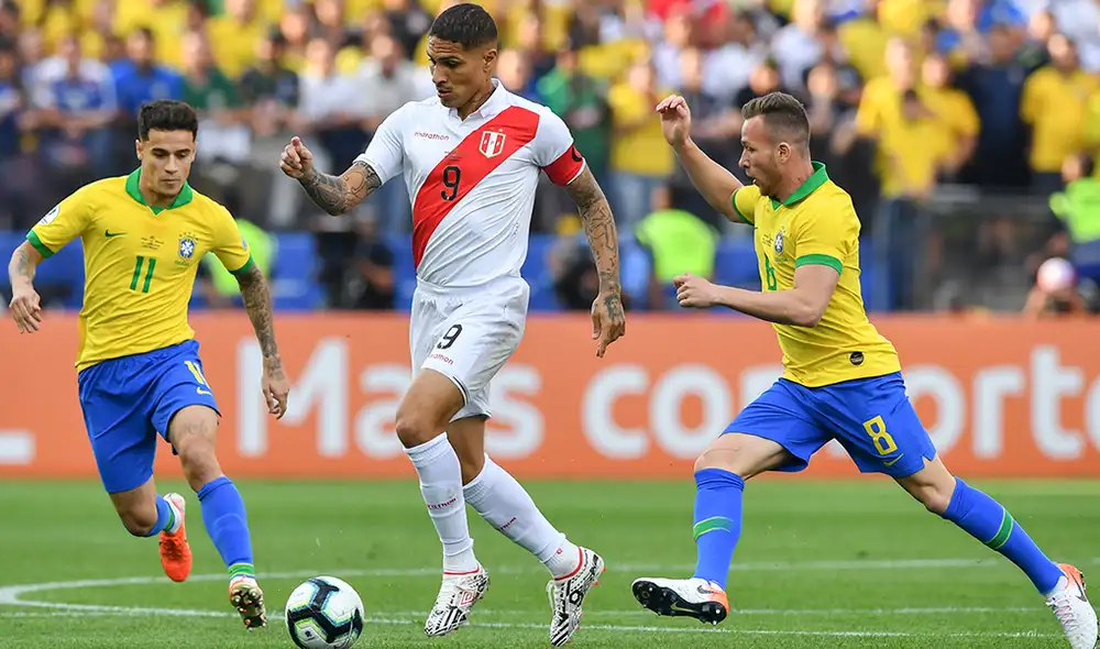Paolo Guerrero en la órbita de Boca Juniors tras posible salida de Darío Benedetto. | FOTO: AFP