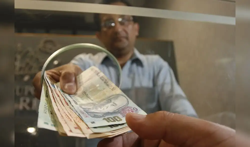 Aumento de la Remuneración Mínima Vital no será política