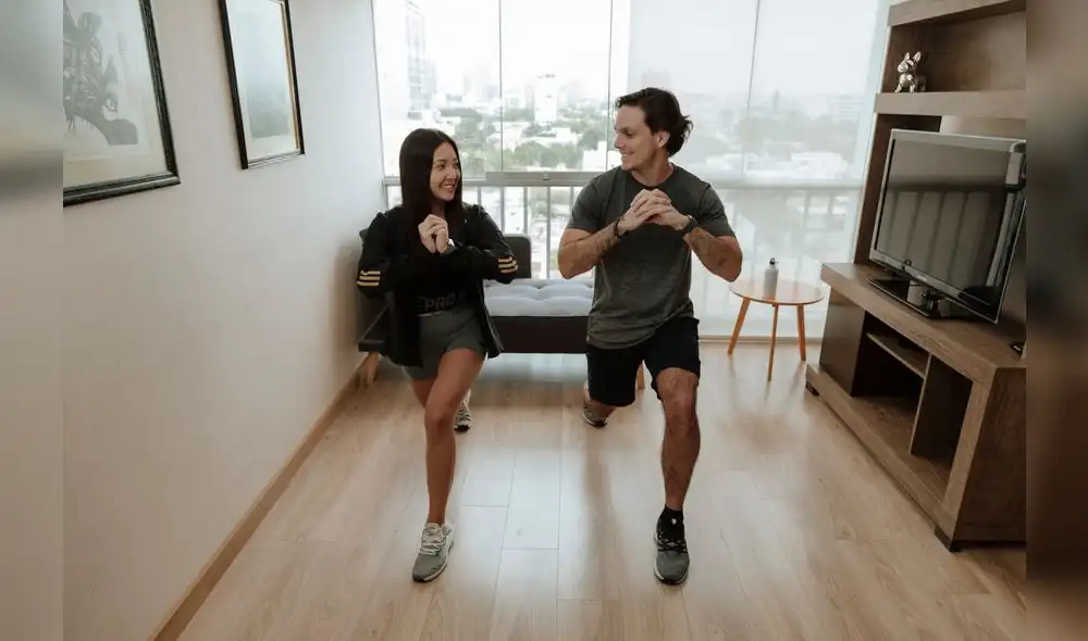 Desde la comodidad de tu hogar puedes continuar con tu plan de alimentación y entrenamiento estando, existen varios ejercicios que puedes realizar y te ayudarán a mantener en tu peso ideal.