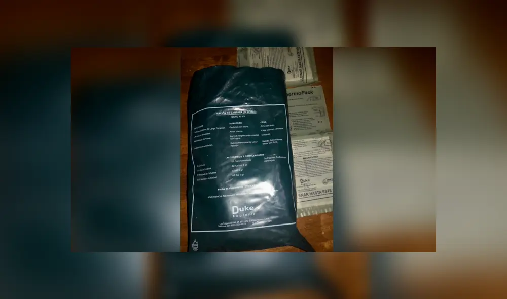 Desliza las imágenes para conocer qué contiene estas ‘bolsas de supervivencia’ brindadas por las Fuerzas Armadas de Perú. Fotocaptura: Lorena Gonzales /TikTok Desliza las imágenes para conocer qué contiene estas ‘bolsas de supervivencia’ brindadas por las Fuerzas Armadas de Perú. Fotocaptura: Lorena Gonzales /TikTok