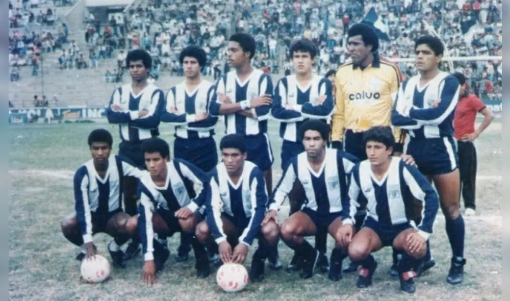 El plantel de Alianza Lima era el líder del campeonato de 1987 hasta antes del accidente. Foto: SDARC
