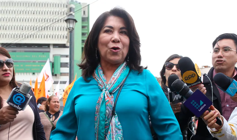 Martha Chávez ha sido una de las fujimoristas que más ha defendido a Alberto Fujimori a pesar de las condenas en su contra. Foto: La República. Martha Chávez ha sido una de las fujimoristas que más ha defendido a Alberto Fujimori a pesar de las condenas en su contra. Foto: La República.