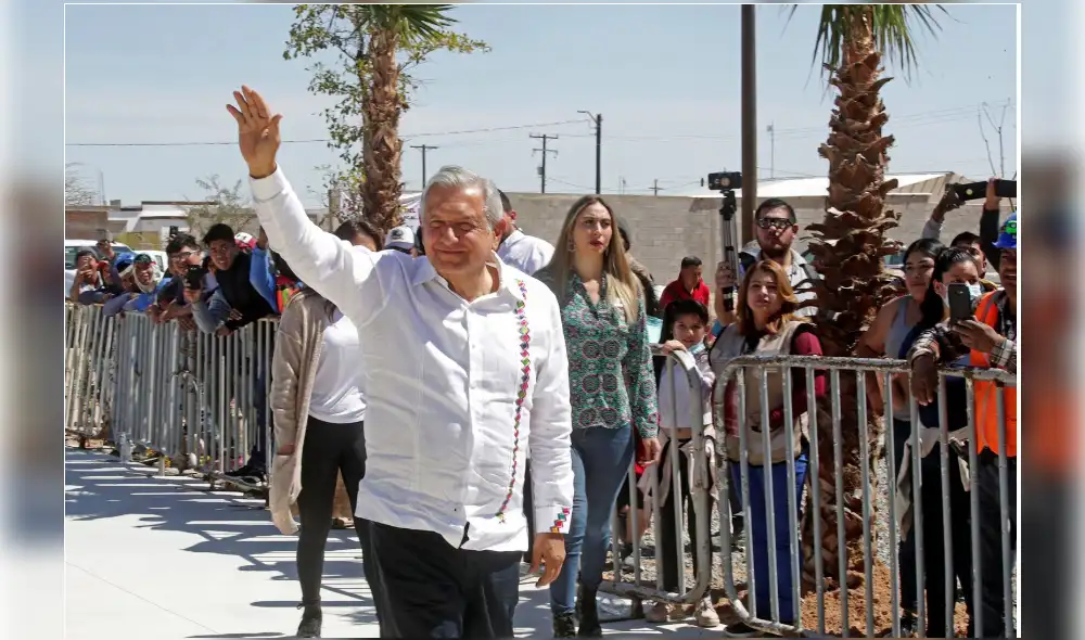 A comparación de sus visitas anteriores, López Obrador respeto la 'Sana Distancia' durante su estadía en el Estado de Sonora. (Foto: Presidencia de México) A comparación de sus visitas anteriores, López Obrador respeto la 'Sana Distancia' durante su estadía en el Estado de Sonora. (Foto: Presidencia de México)