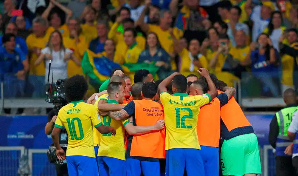 Roberto Firmino convirtió el 2-0 a favor de Brasil sobre Argentina en semifinales de la Copa América 2019. | Foto: AFP