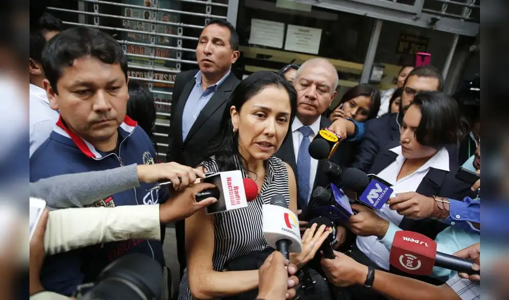 Nadine Heredia acusa a Alan García de ordenar chuponear a Humala