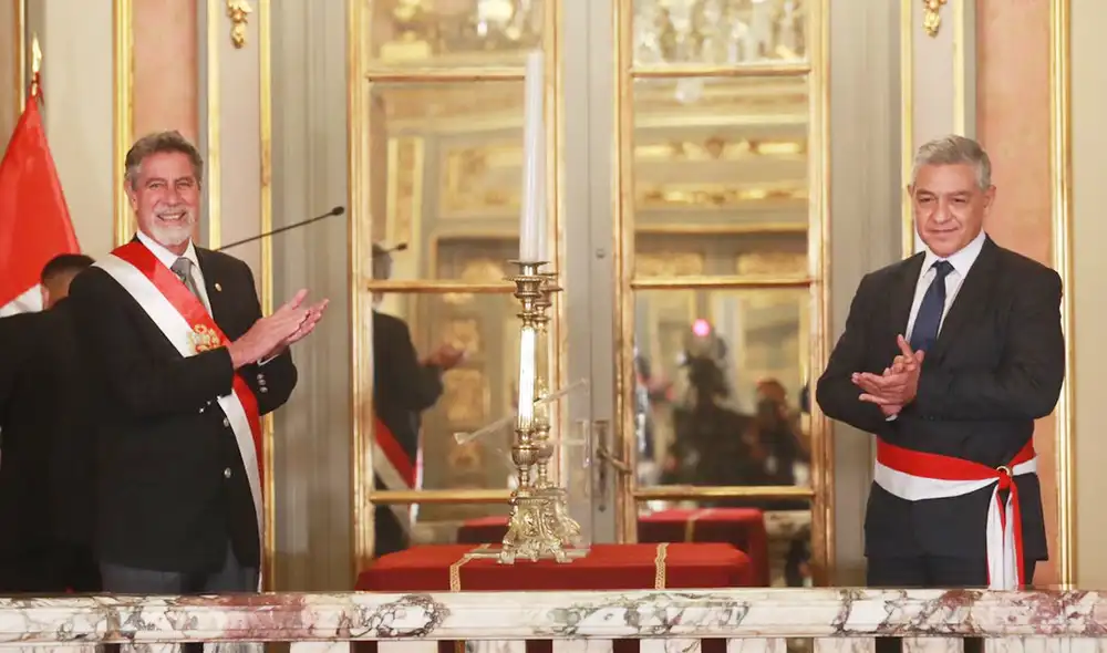 José Elice jura como ministro del Interior a cinco días de haber jurado al mismo cargo su antecesor. Foto: PCM José Elice jura como ministro del Interior a cinco días de haber jurado al mismo cargo su antecesor. Foto: PCM