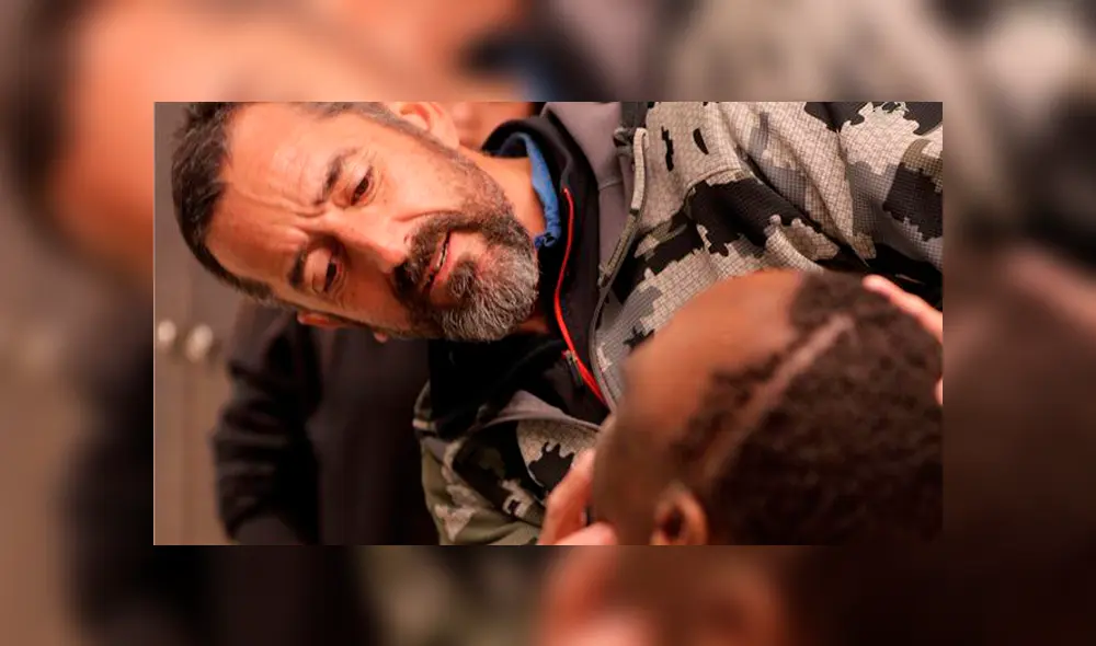 El cirujano español tuvo que intervenir a un niño africano y quitarle un tumor que era más grande que su cabeza. El cirujano español tuvo que intervenir a un niño africano y quitarle un tumor que era más grande que su cabeza.