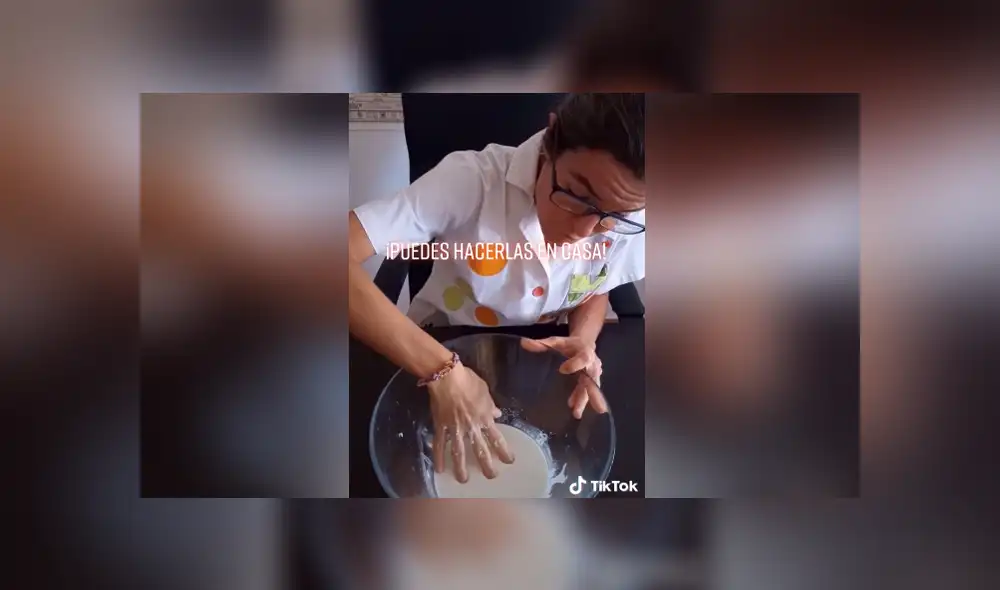 La mujer explicó a detalle porque estas arenas se comportan de ese modo con un sencillo ejemplo. Foto: Tiktok