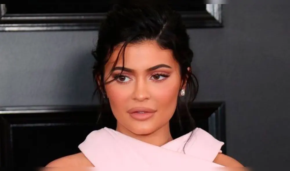 Kylie Jenner muestra su verdadero pelo después de siete años 