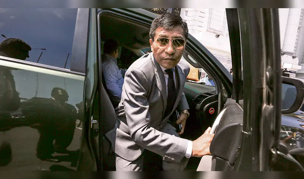 Fiscalía cita a Mamani para el 23 de abril por el caso de los keikovideos Fiscalía cita a Mamani para el 23 de abril por el caso de los keikovideos