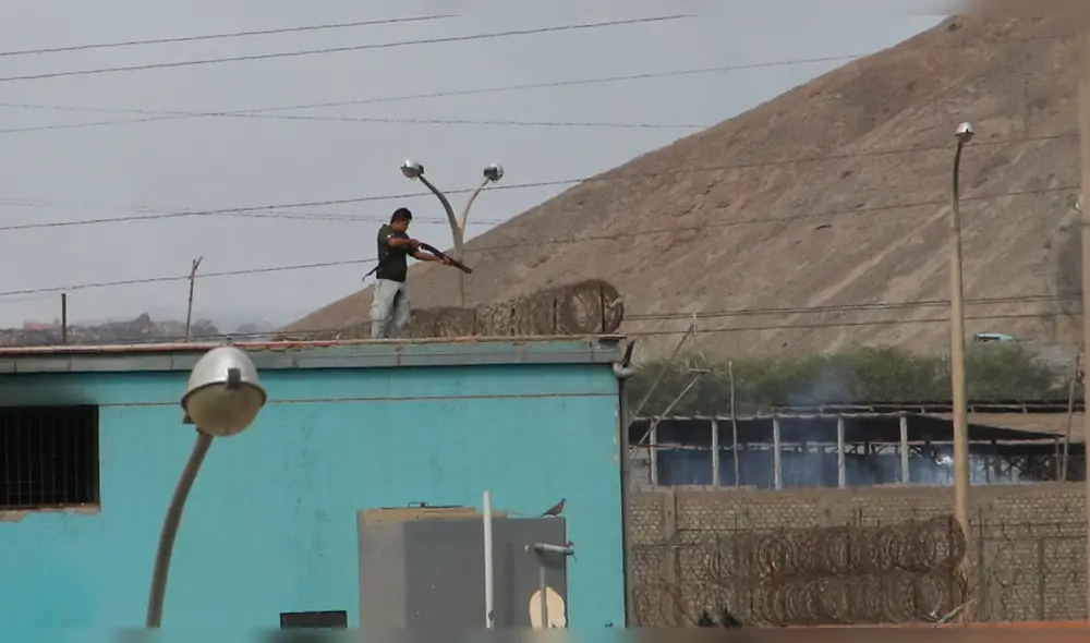 PNP controla motín en Trujillo. PNP controla motín en Trujillo.