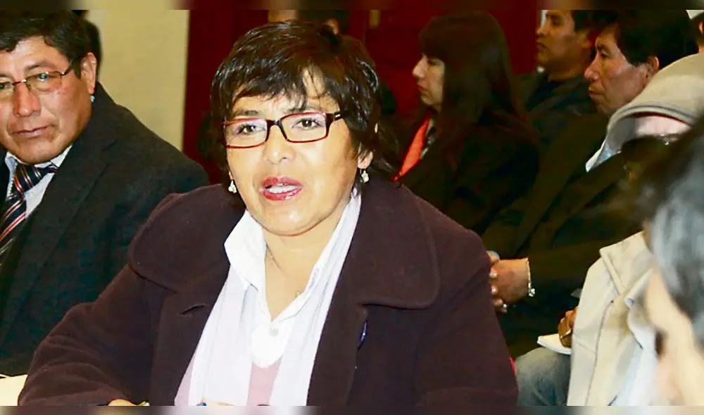 Uscamayta explicó propuesta. Uscamayta explicó propuesta.