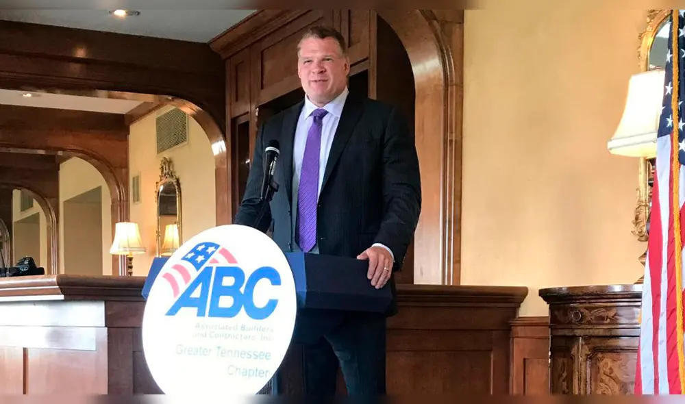 Kane, leyenda de la WWE, es elegido alcalde de Knox en Estados Unidos