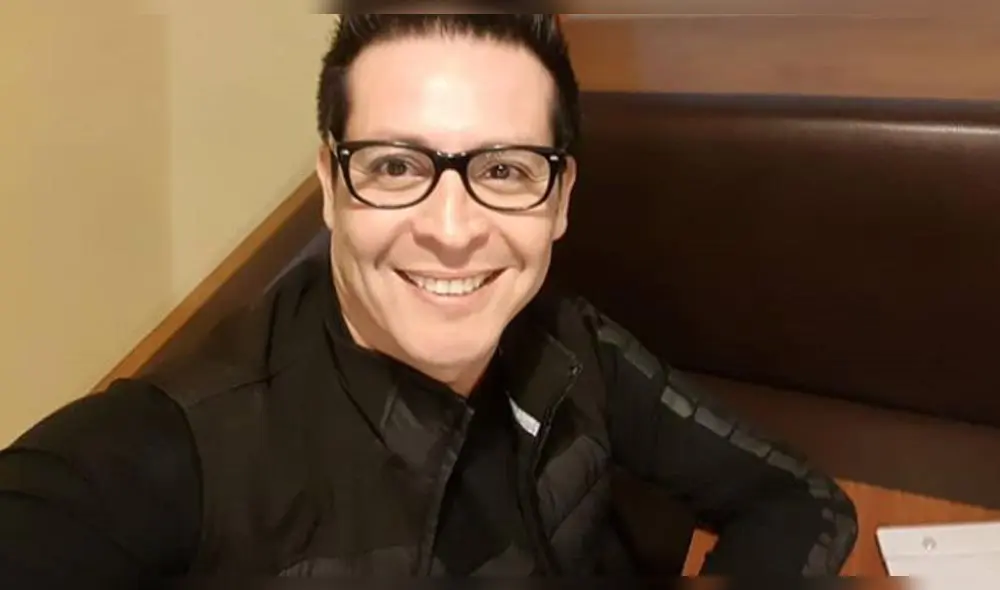 Rosángela Espinoza le pide a Carloncho que la supere y busque otro amor Rosángela Espinoza le pide a Carloncho que la supere y busque otro amor