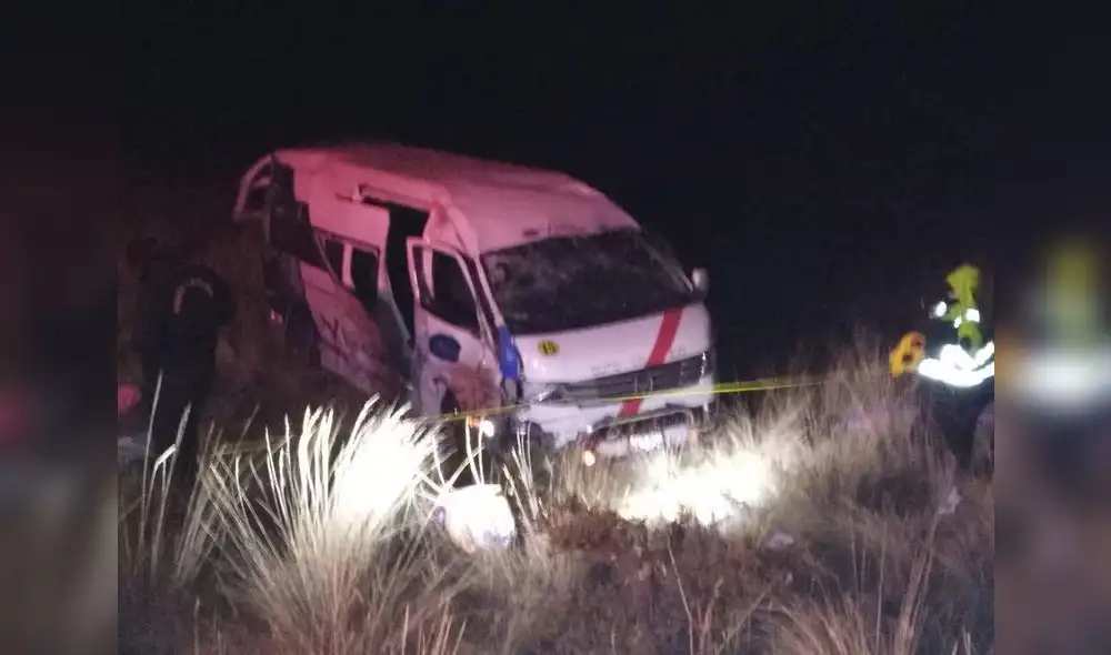 Junín: minibus cae al abismo y deja un muerto en el sector de Lomo Largo Junín: minibus cae al abismo y deja un muerto en el sector de Lomo Largo
