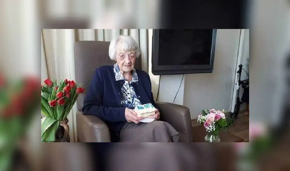 Mujer de 107 años se recuperó de COVID-19. Foto: Daily Mail.