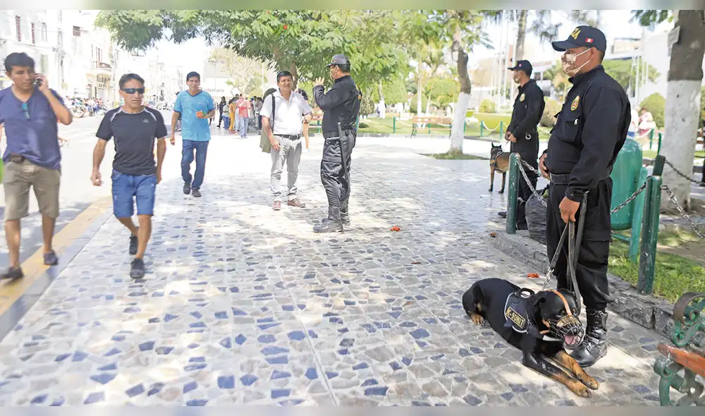 Personas circularon pese a la emergencia.