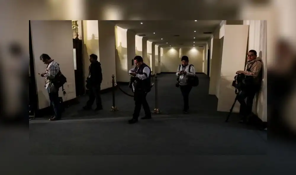 Periodistas acatan medidas contra coronavirus. (Foto: SDP) Periodistas acatan medidas contra coronavirus. (Foto: SDP)