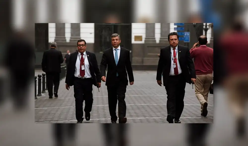 Pleno del Congreso continúa el debate de cuestión de confianza [EN VIVO]