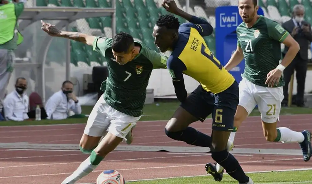 Bolivia y Ecuador empatan 0-0 en La Paz por las Eliminatorias. Foto: EFE