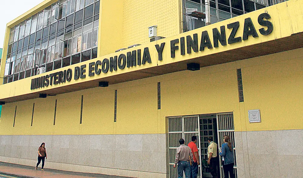 Tareas. El nuevo titular del MEF deberá mejorar la inversión pública, coinciden los expertos. Foto: difusión