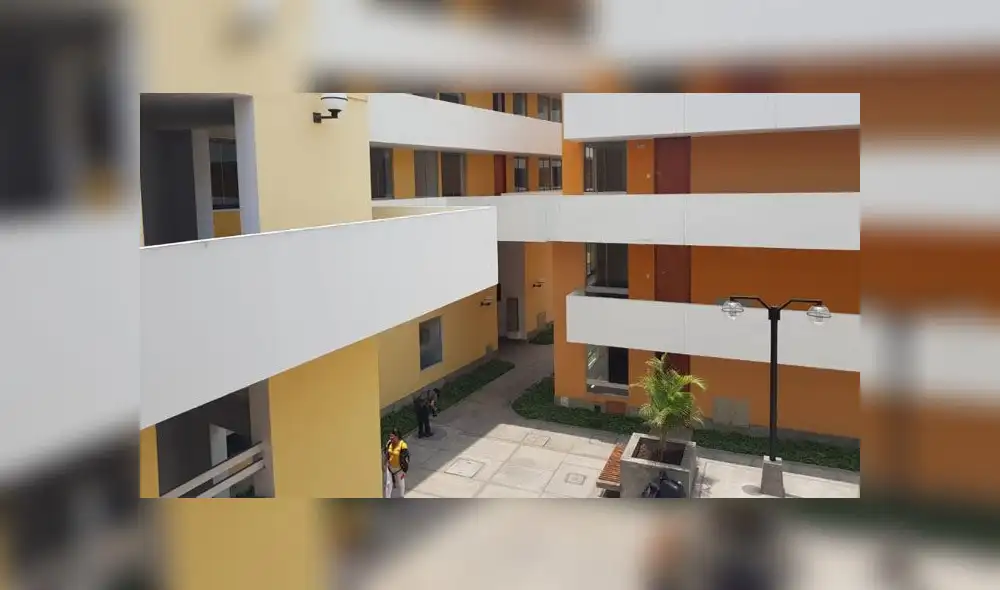 Departamentos tienen un tamaño entre los 60 a 70 metros cuadrados cada uno y están constituidos por dos habitaciones, un baño, una cocina, lavandería, sala-comedor y acceso al patio. Departamentos tienen un tamaño entre los 60 a 70 metros cuadrados cada uno y están constituidos por dos habitaciones, un baño, una cocina, lavandería, sala-comedor y acceso al patio.