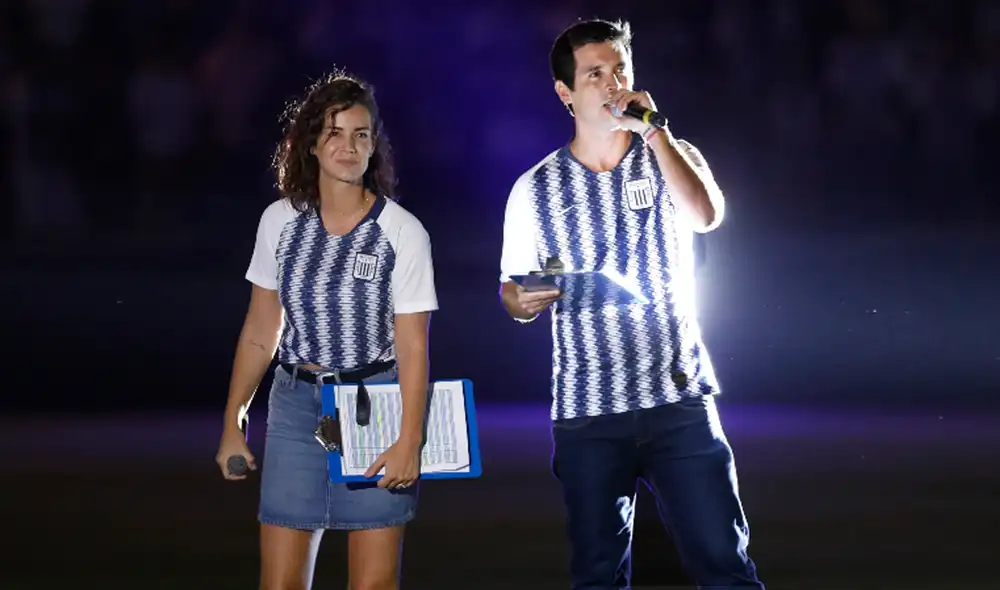 Jesús Alzamora es hincha declaro de Alianza Lima e incluso ha sido el anfitrión en la 'Noche Blanquiazul'. Foto: Grupo La República Jesús Alzamora es hincha declaro de Alianza Lima e incluso ha sido el anfitrión en la 'Noche Blanquiazul'. Foto: Grupo La República