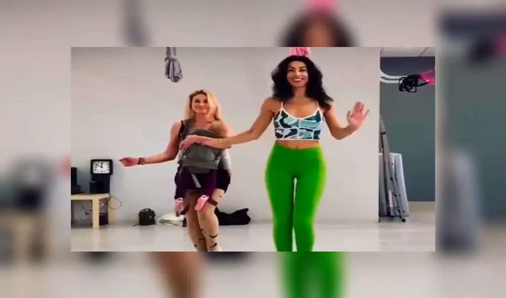 En YouTube, una madre sorprendió con sus movimientos a ritmo de bachata acompañada de su bebé. En YouTube, una madre sorprendió con sus movimientos a ritmo de bachata acompañada de su bebé.