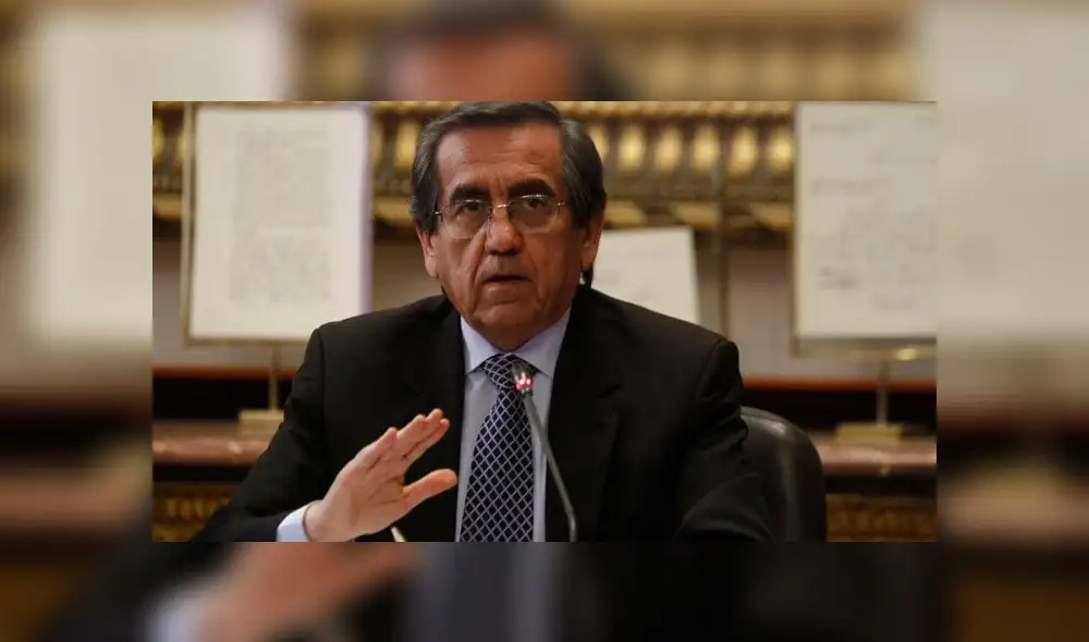 Del Castillo aseguró no saber que su asesor participó en ingreso a oficinas lacradas